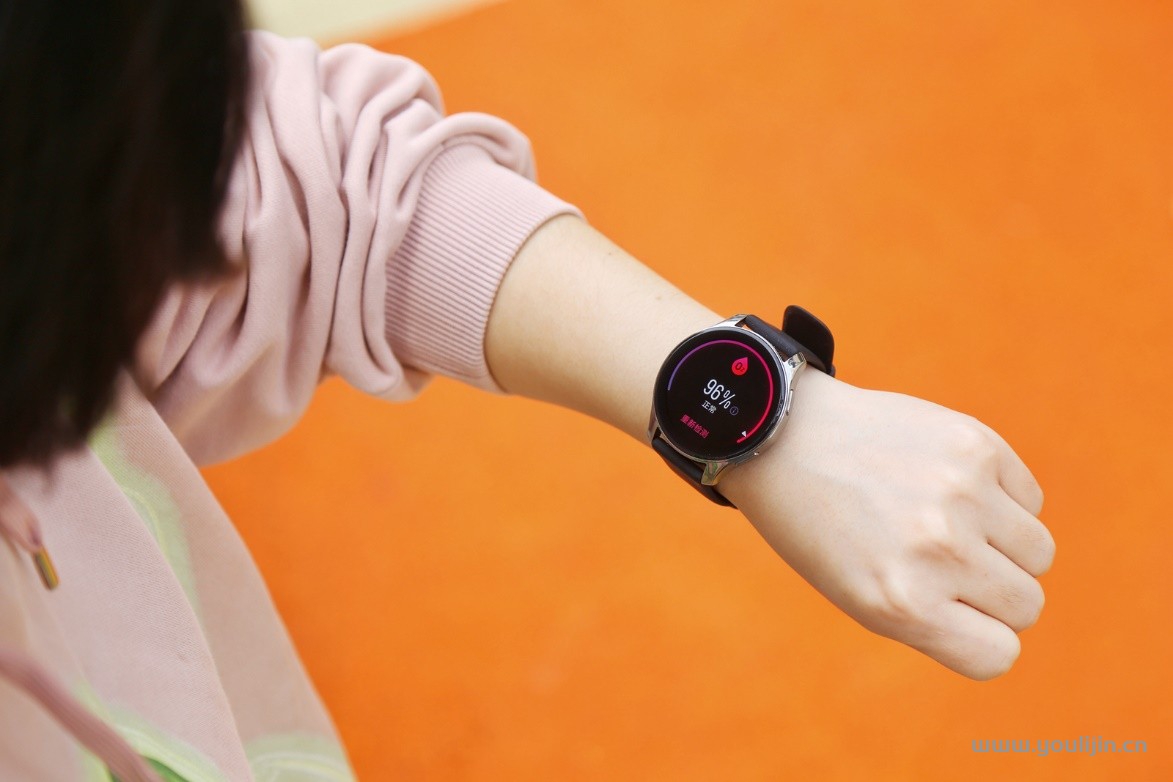 长续航，独立通话，高颜值，vivo WATCH 2体验